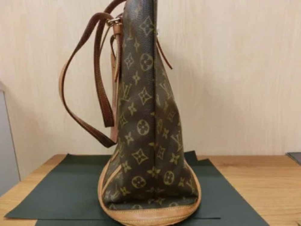 Louis Vuitton Bucket Monogram Shoulder Bag Tote - Picture 2 of 6